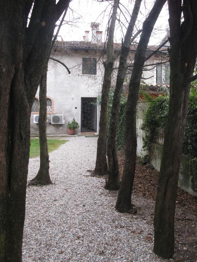 Corte Roveggia - Bilocale Monet Верона Экстерьер фото